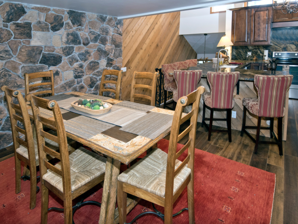 3 plus loft Townhome  shuttle or walk to skiway